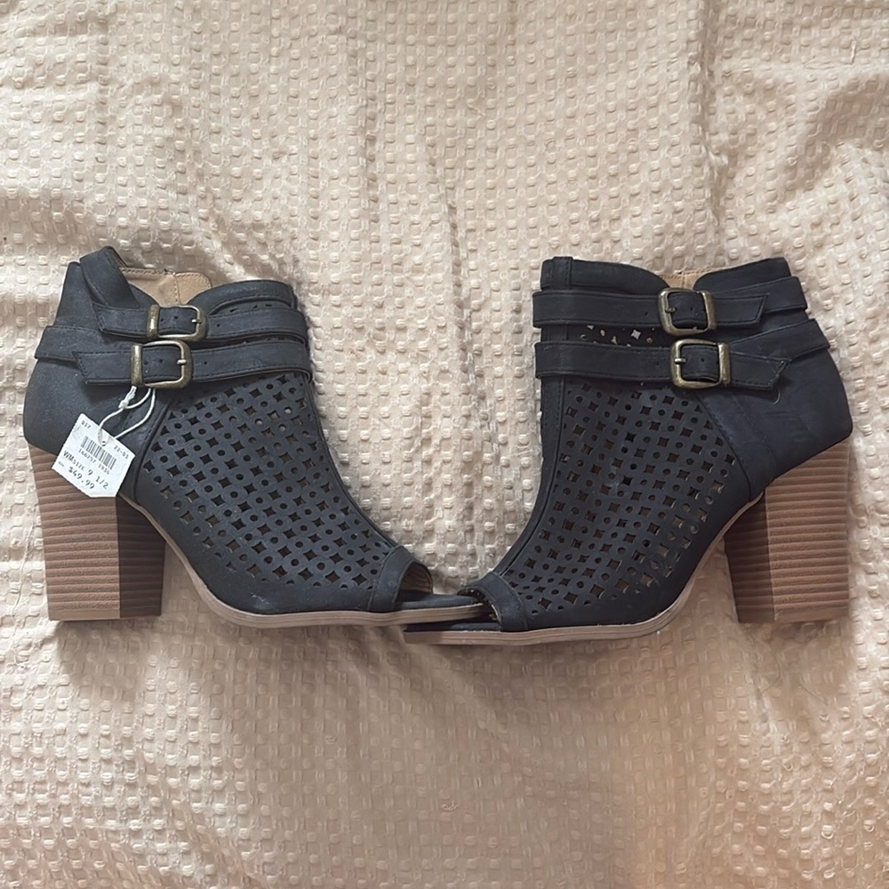 Brand New Wedge Shoes